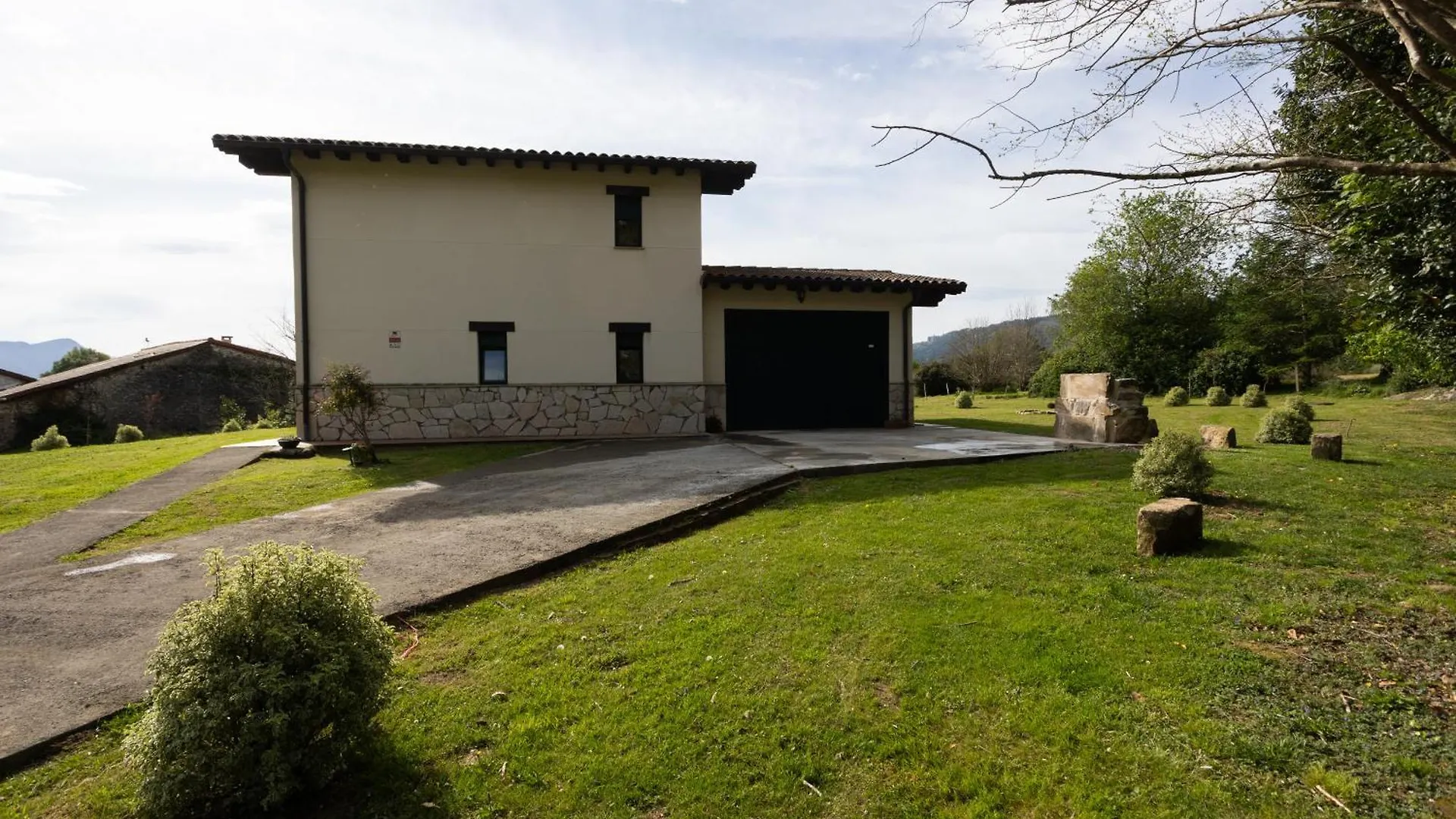 Villa Urdaibai Busturia 0*,  Spain